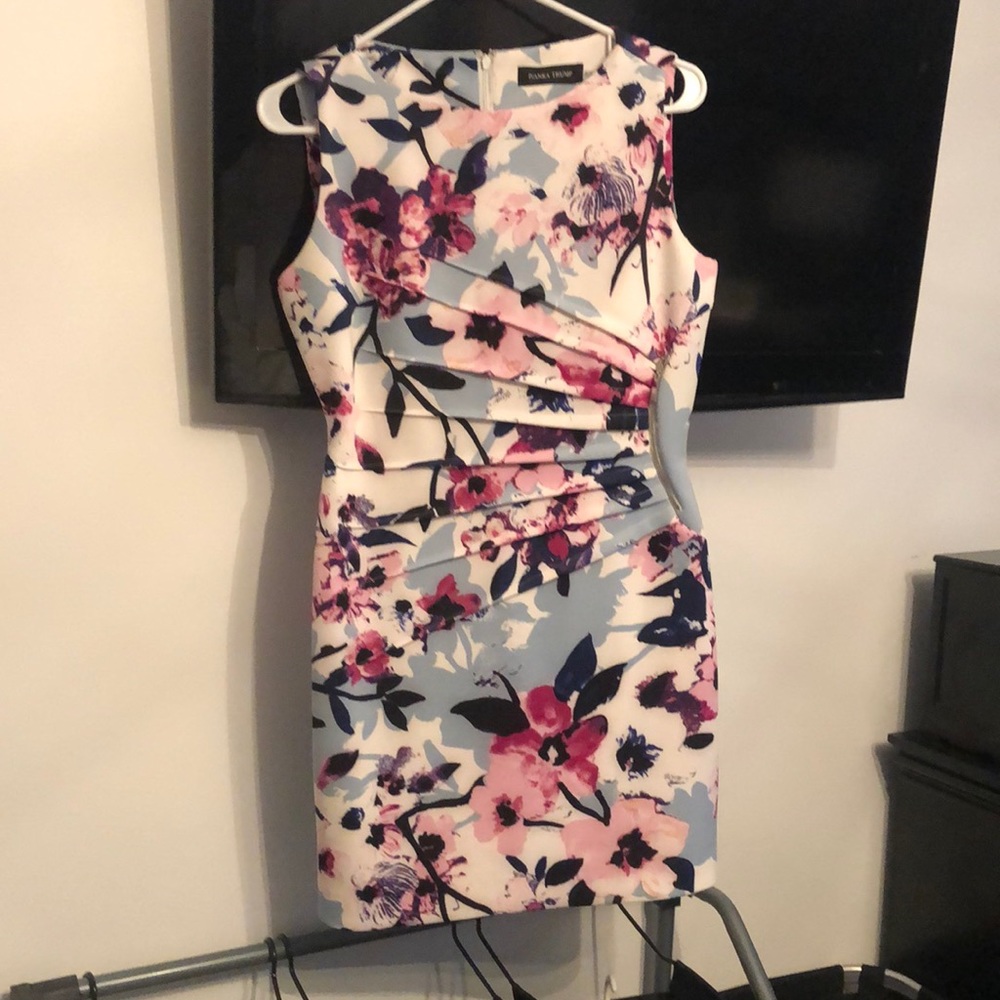 Ivanka Trump Floral Dress - size 8